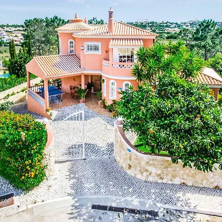 Vivienda Clara